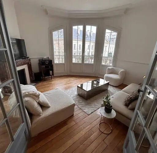 Apartment * Le Cathedrale * *